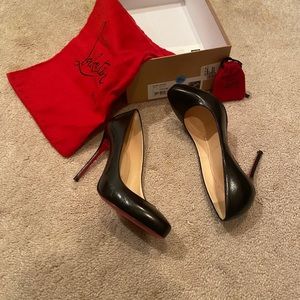 Christian Louboutin Elisa heel